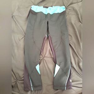 Lululemon leggings size 8
